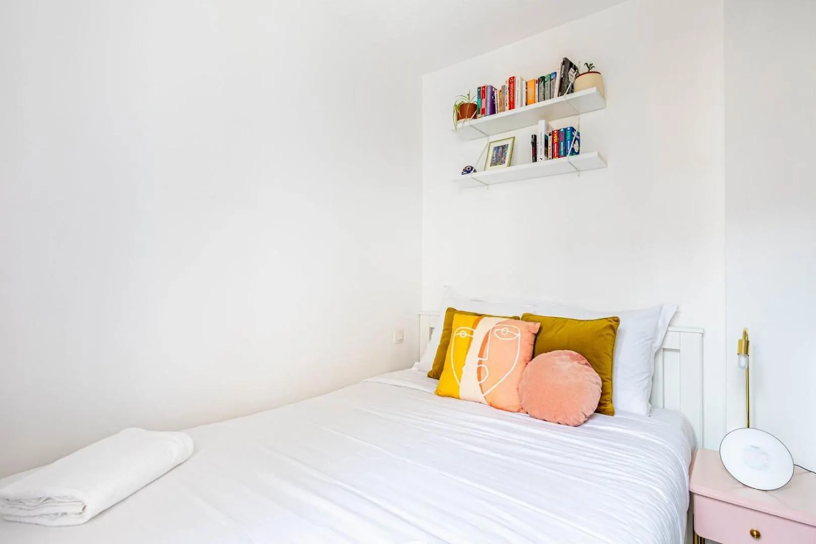 Guestready - Charm & Comfort Near Canal St Martin Paris